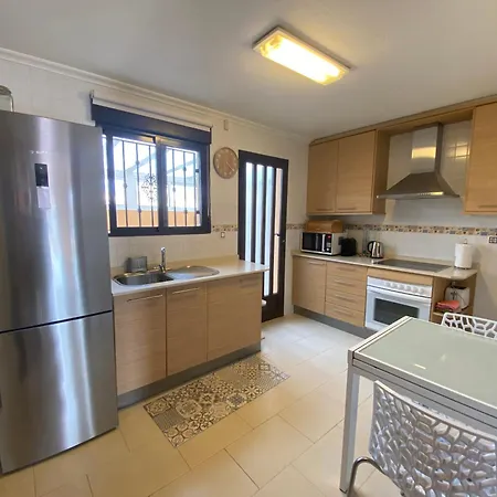 Casa Sarah With Pool View And Garden Torrevieja
