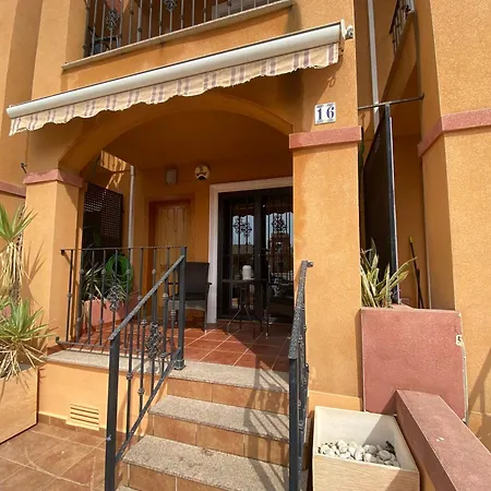 Casa Sarah With Pool View And Garden
