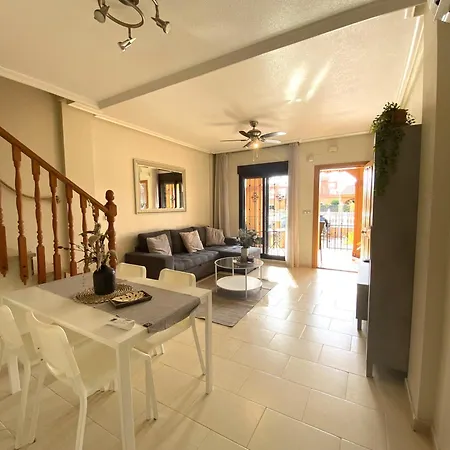 Casa Sarah With Pool View And Garden Holiday home